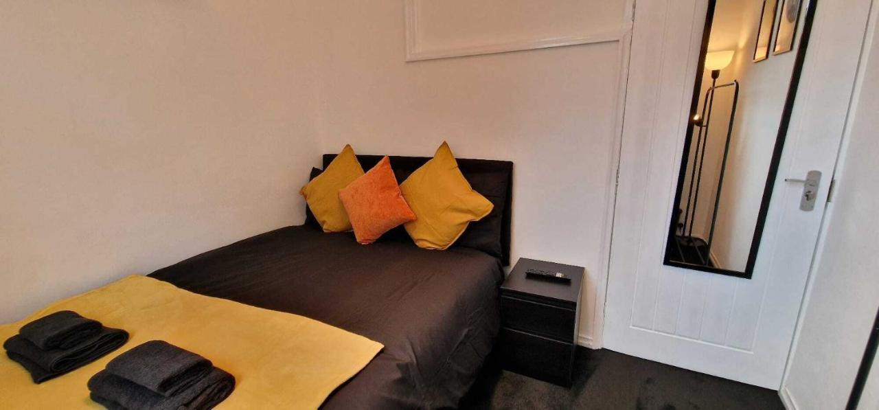 Sapphire Apartments Cardiff Extérieur photo